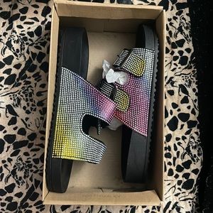 Girl Steve Madden sandals